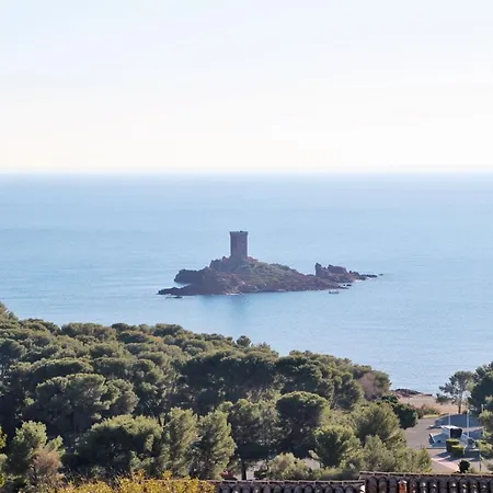 Cap Esterel Village : 2 Pièces Mer Rénové 2è étage- E1 275la * Saint-Raphaël